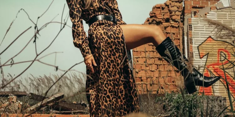 The Unifying Power of Music: Breaking Barriers, Connecting People