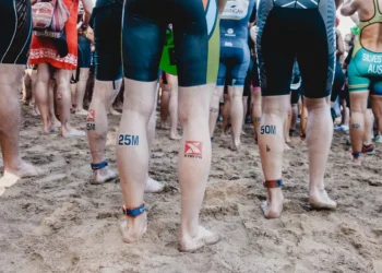 “The Power of Deportes: Uniting People Through Sports”