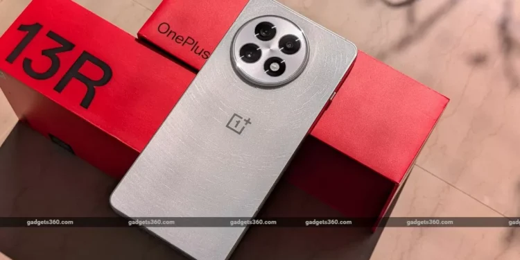 OnePlus 13R Review: Great Phone, Excellent Price