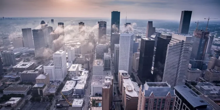 “Uncovering the Hidden Gems of Economía: A Positive Perspective”