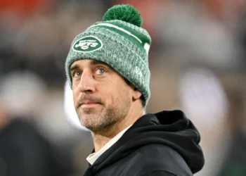 Steelers’ $6 Million Safety Has A Savage 7-Word Response To Aaron Rodgers Rumors