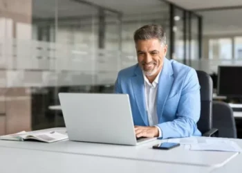 Enterprise LMS: Features, Benefits, Pricing, And ROI