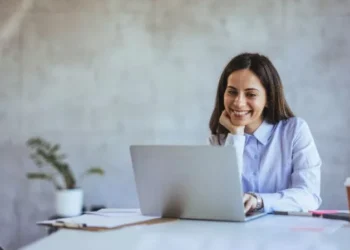 No-Code And AI: How L&D Teams Are Building Self-Learning Training Ecosystems