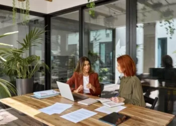 What Are Managed Learning Services? A Complete Guide For L&D Professionals