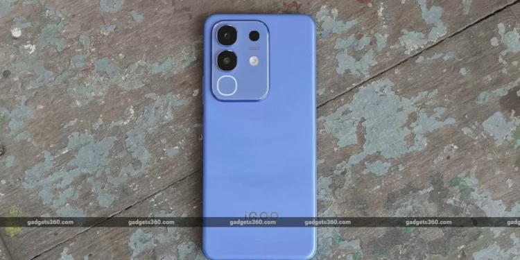 iQOO Z10x Review: A Big Battery Budget Smartphone