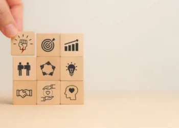 No One Learns Alone: The Untapped Power Of Community In Learning And Customer Success