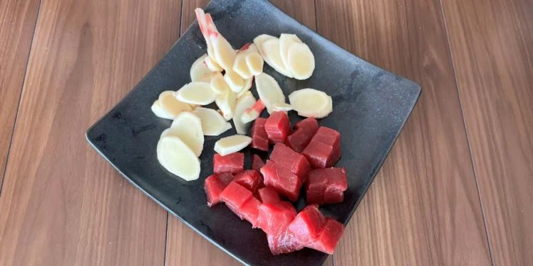 In Tokyo’s Tsukuda, centuries of flavor simmer each morning