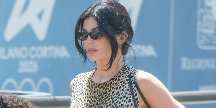 Kylie Jenner Says Casual Old Flip-Flops Are the Shoe of the Summer