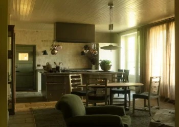 Ledbury Studio Unveils the Hampshire Kitchen