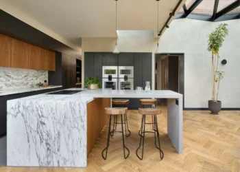 Sola Kitchens Seamlessly Blend Form and Function to Create a Striking Kitchen Design