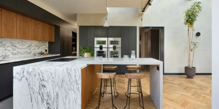 Sola Kitchens Seamlessly Blend Form and Function to Create a Striking Kitchen Design