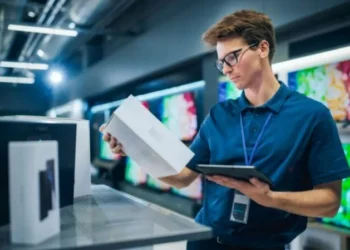 Learning In The Flow Of Work: Practical Tips For L&D