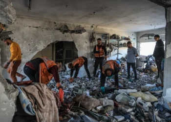 Gaza’s Civil Defense Forces Keep Digging for 10,000 Missing Bodies