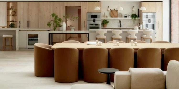 Cosy Contemporary Kitchens: How to Make a Modern Kitchen Feel Warm and Inviting