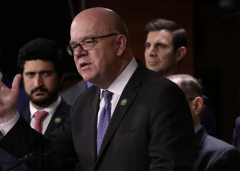 Bipartisan House Resolution Seeks to Block Trump War With Venezuela