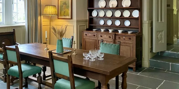 Khaya Studio: Combining Timeless Character with Contemporary Living