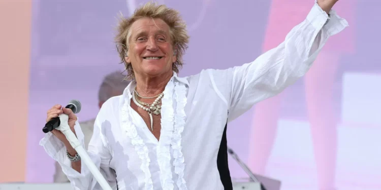 Rod Stewart Rips Into ‘Draft Dodger’ Donald Trump for Insulting NATO Troops in Afghanistan