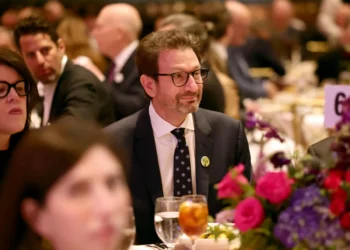 WMG’s Paul Robinson Accepts Entertainment Law Initiative Award: ‘Absolutely Thrilled’