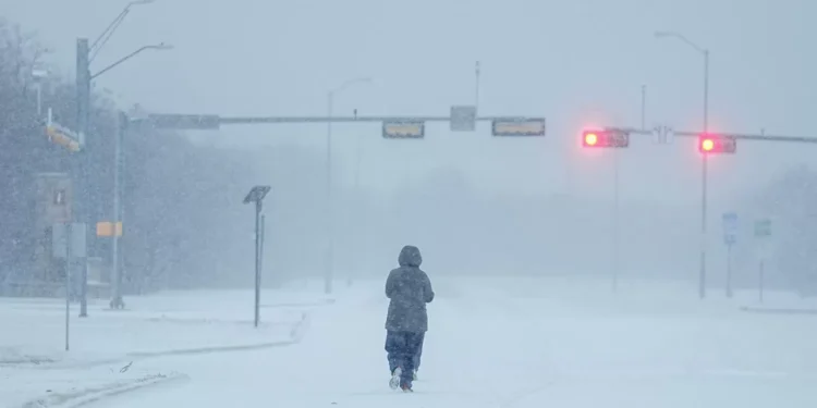 Natural gas prices jump ahead of major winter storm