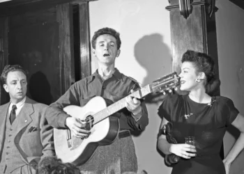 Woody Guthrie Sang Against Dehumanizing the Immigrants Killed in a Plane Crash. ICE Is Doing It All Over Again.