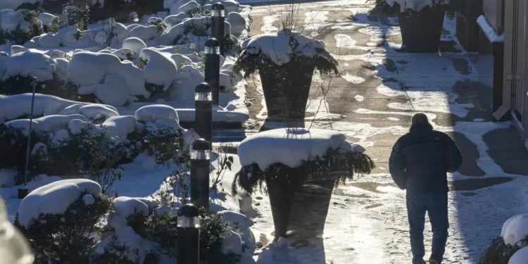 Weekend’s winter storm coming in 2 waves: When will each hit?