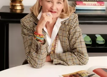 Frances Valentine’s Elyce Arons to Give Keynote Address at LIM College Commencement