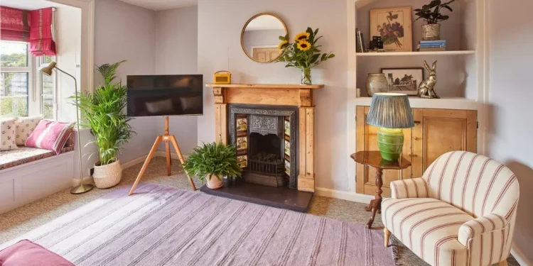 Isobel Star Interior Design Creates a Welcoming and Layered Cottage Design