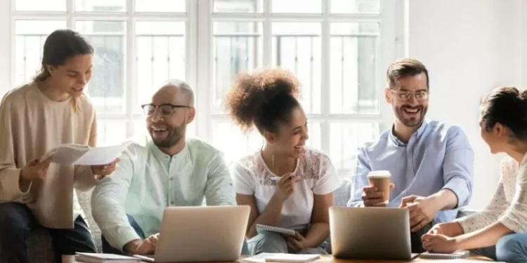 Peer Learning: What It Is And Why It Works