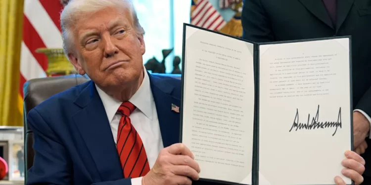 Trump opens up commercial fishing in Atlantic marine national monument