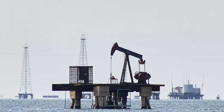 Trump administration plans to issue license allowing more drilling in Venezuela