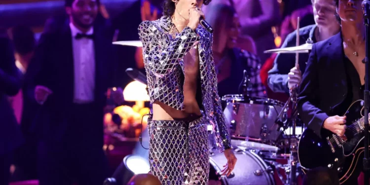 ‘Grammys, Get Up!’: Sombr, KATSEYE, Olivia Dean & More Deliver Dynamic 2026 Best New Artist Medley